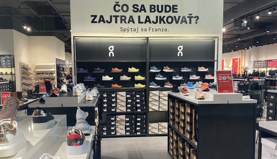 اسپلیت برای مغازه و فروشگاه در قشم - شرکت یونیک